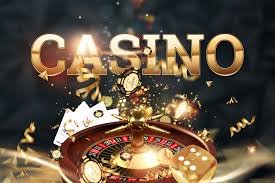 Người chơi Việt Nam trải nghiệm slot online 68wim trên smartphone cầm tay